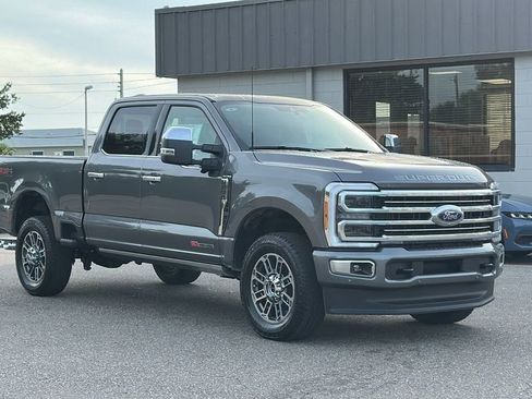 New 2025 Ford F250 Platinum w/ Platinum Plus Package image 3
