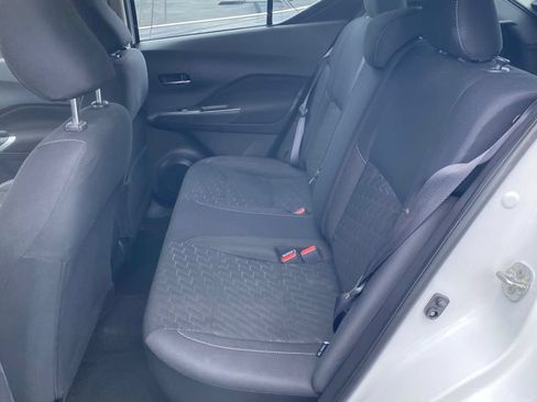 Used 2023 Nissan Kicks SV FWD image 8