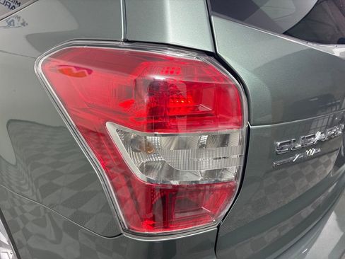 Used 2014 Subaru Forester 2.5i Premium AWD/4WD image 11