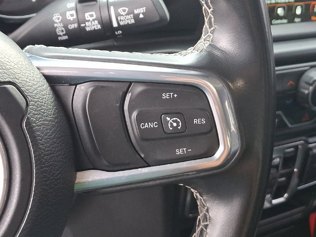 Used 2022 Jeep Wrangler Unlimited Sahara AWD/4WD image 8