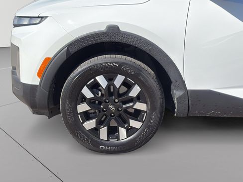 Certified 2025 Hyundai Santa Cruz SE AWD/4WD image 10