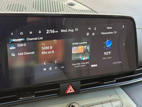 Used 2025 Hyundai Elantra Limited FWD image 23
