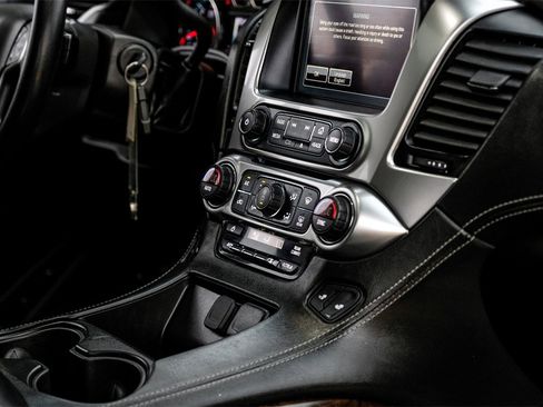 Used 2019 Chevrolet Tahoe LT image 20