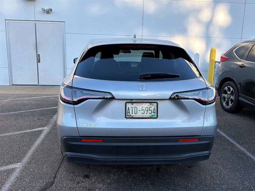 Used 2026 Honda HR-V LX image 9