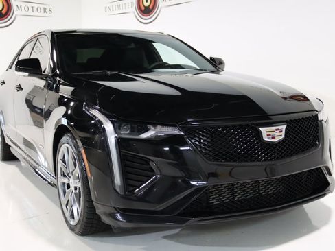 Used 2021 Cadillac CT4 V image 26