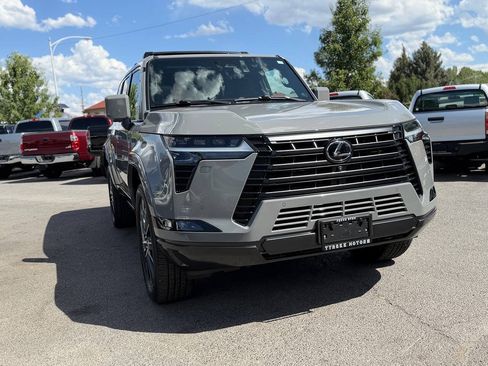 Used 2024 Lexus GX 550 w/ Cold Area Package AWD/4WD image 98