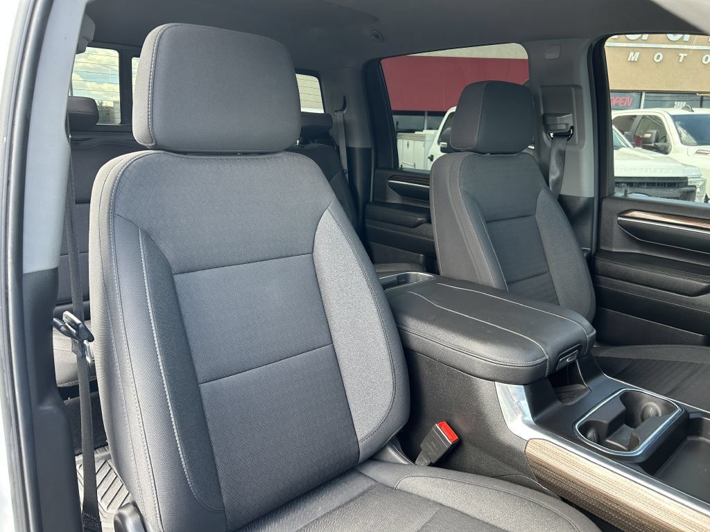 Used 2024 Chevrolet Silverado 2500 LT w/ Safety Package AWD/4WD image 16