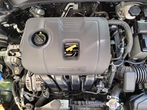 Used 2024 Kia Forte LXS w/ LXS Technology Package FWD image 30