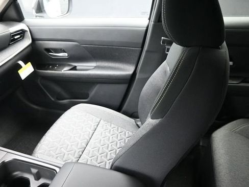 New 2026 Nissan Kicks SV w/ SV Premium Package FWD image 11