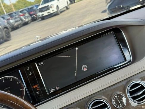 Used 2016 Mercedes-Benz S 550 Sedan image 5