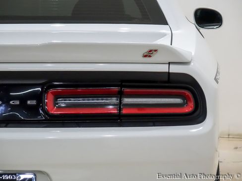 Used 2021 Dodge Challenger GT w/ Plus Package image 8