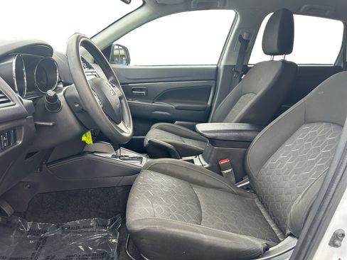 Used 2024 Mitsubishi Outlander Sport AWD image 9
