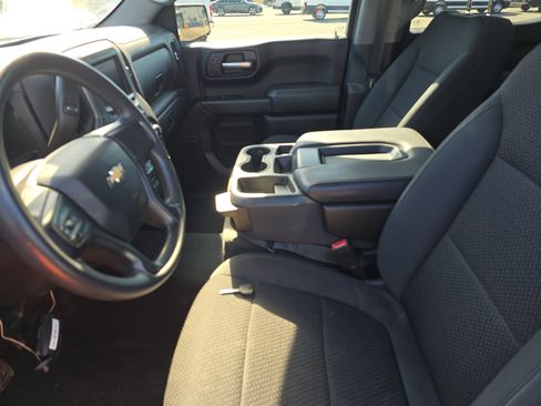 Used 2021 Chevrolet Silverado 1500 Custom image 10