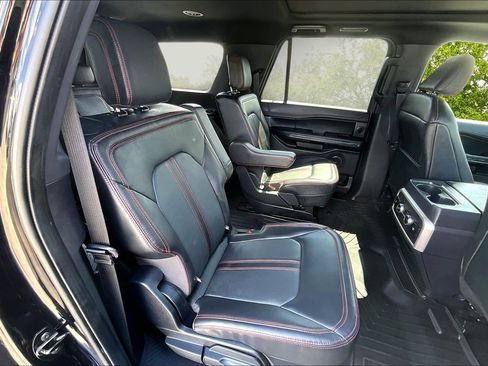 Certified 2022 Ford Expedition Max Limited image 27