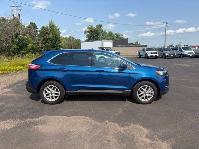 Used 2023 Ford Edge SEL AWD/4WD image 4
