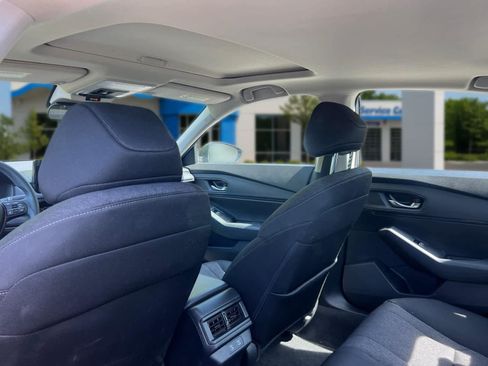 Used 2025 Honda Accord SE image 32