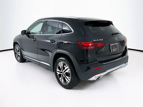 Used 2025 Mercedes-Benz GLA 250 image 6
