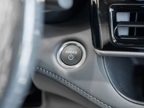 New 2026 Toyota Highlander Platinum image 25