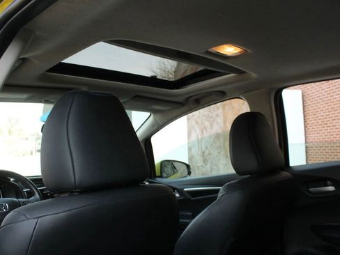 Used 2016 Honda Fit EX-L image 18