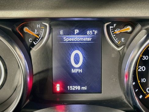 Used 2023 Jeep Wrangler Sport AWD/4WD image 12