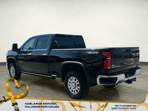 Certified 2024 Chevrolet Silverado 2500 LTZ w/ LTZ Convenience Package image 4
