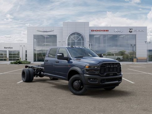 New 2026 RAM 5500 Tradesman AWD/4WD image 5