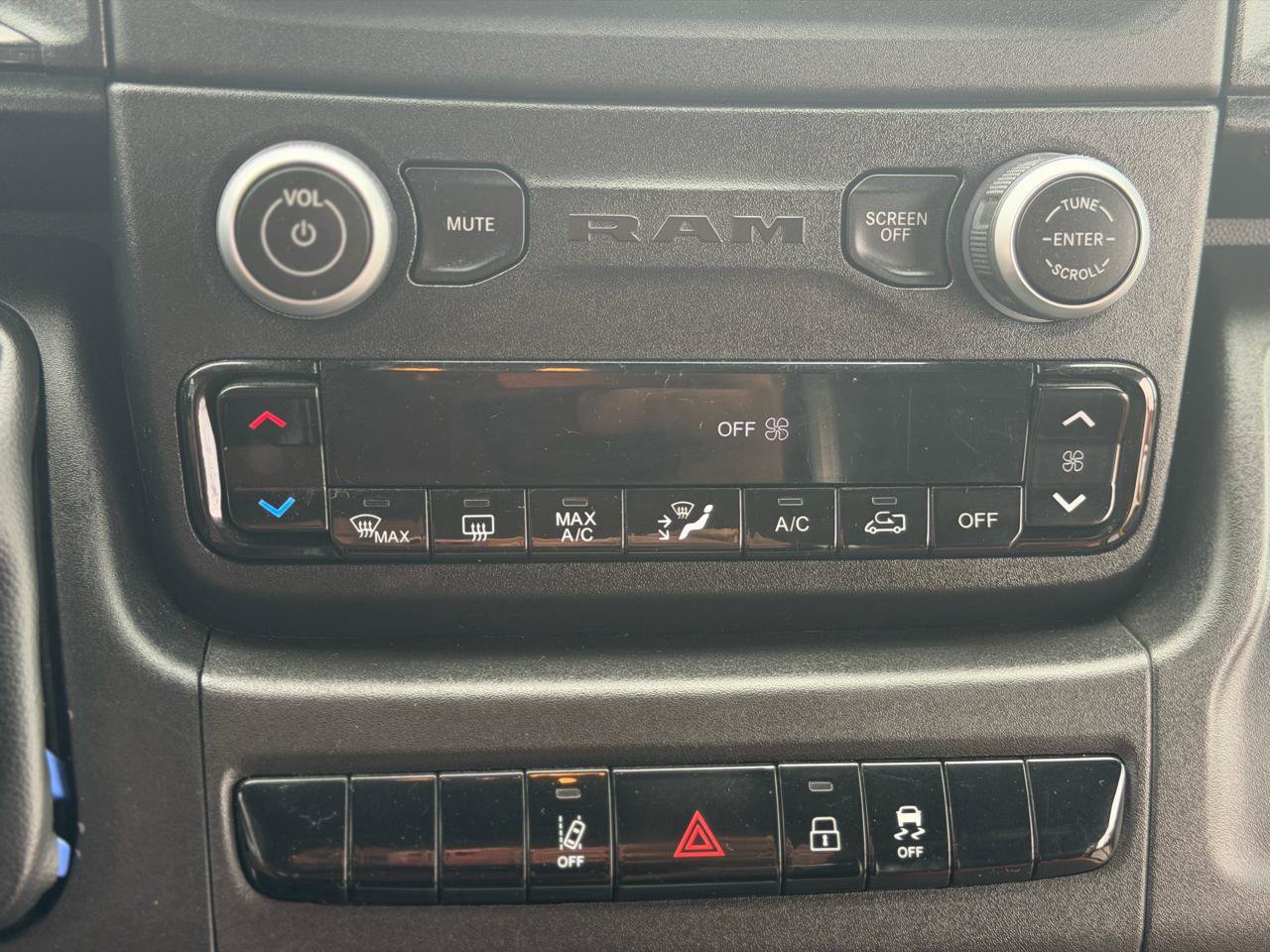 Used 2022 RAM ProMaster 3500 w/ Fleet Safety Group FWD image 14