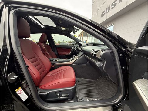 Used 2015 Lexus IS 350 w/ F-Sport Package RWD image 13