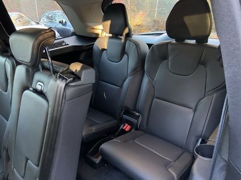 New 2026 Volvo XC90 T8 Ultra image 17