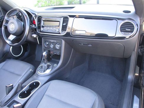 Used 2013 Volkswagen Beetle 2.5 FWD image 62