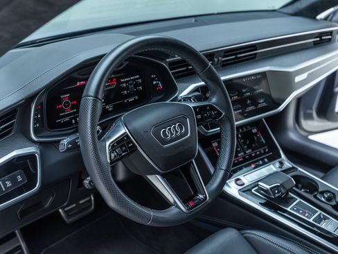 Used 2021 Audi RS 7 Sportback AWD/4WD image 40