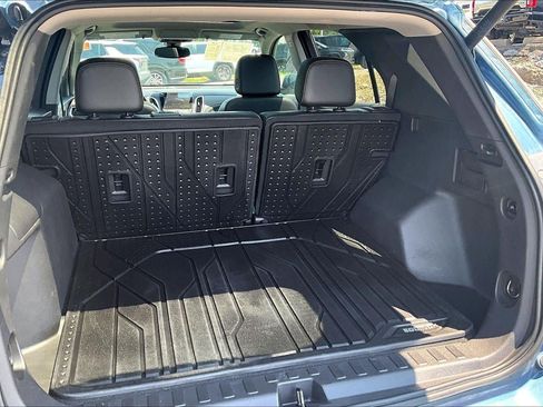 Used 2024 Chevrolet Equinox Premier AWD/4WD image 4