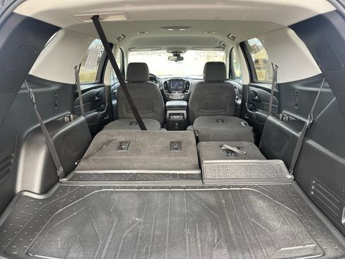 Used 2020 Chevrolet Traverse LT w/ Driver Confidence II Package image 31