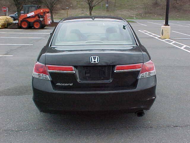 Used 2011 Honda Accord EX-L image 11