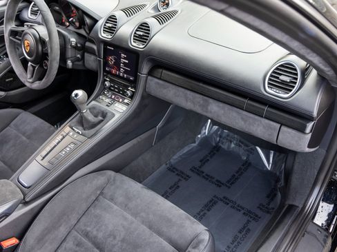 Certified 2018 Porsche 718 Cayman GTS image 45