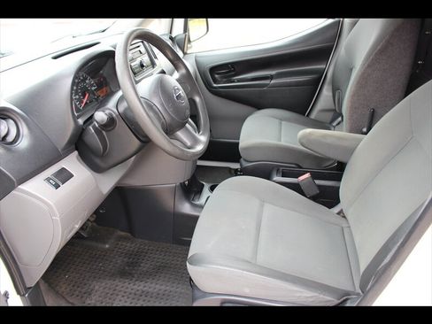 Used 2016 Nissan NV200 S FWD image 27