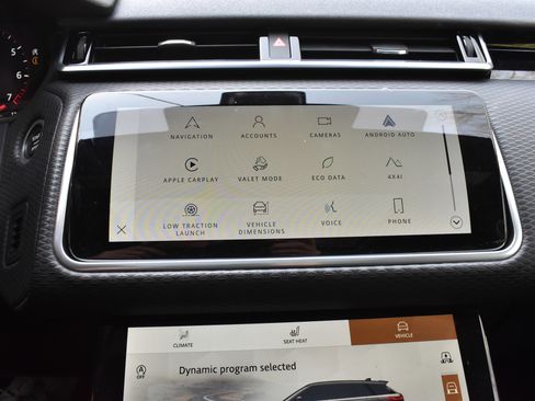 Used 2021 Land Rover Range Rover Velar R-Dynamic S image 34