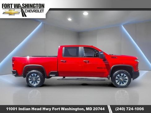 Used 2024 Chevrolet Silverado 2500 Custom w/ Custom Convenience Package AWD/4WD image 2
