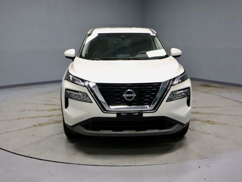 Certified 2023 Nissan Rogue SV image 5