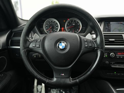 Used 2011 BMW X5 M image 43