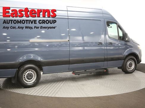 Used 2019 Mercedes-Benz Sprinter 170 image 39