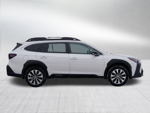 Used 2023 Subaru Outback Limited image 8