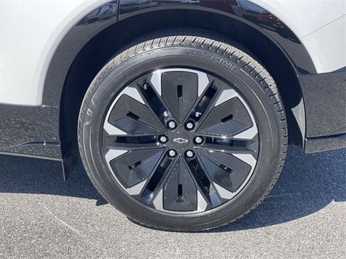 New 2025 Chevrolet Blazer EV RS image 34