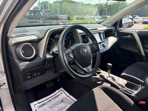 Used 2016 Toyota RAV4 XLE w/ Convenience Package AWD/4WD image 14