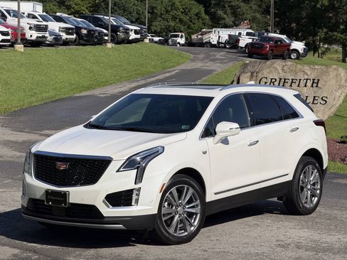Used 2025 Cadillac XT5 Premium Luxury w/ Technology Package AWD/4WD image 1
