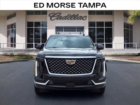 Used 2026 Cadillac Escalade Luxury w/ Touring Package AWD/4WD image 6