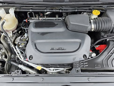 Used 2020 Chrysler Pacifica Touring w/ S Appearance Package image 10