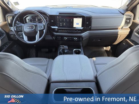 Used 2024 GMC Sierra 1500 SLT w/ SLT Premium Plus Package AWD/4WD image 8