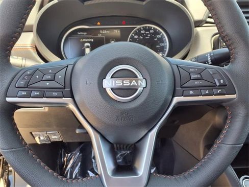 New 2025 Nissan Versa SR w/ Trunk Package image 19