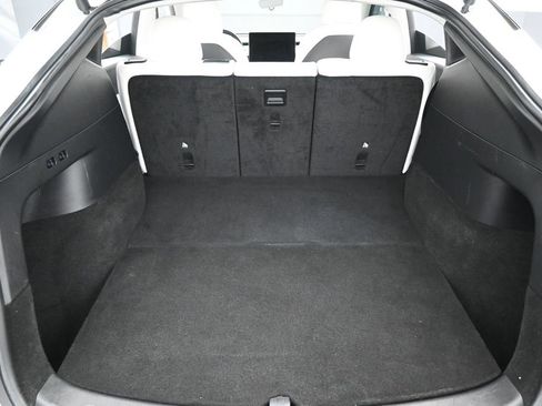 Used 2022 Tesla Model Y Performance AWD/4WD image 28